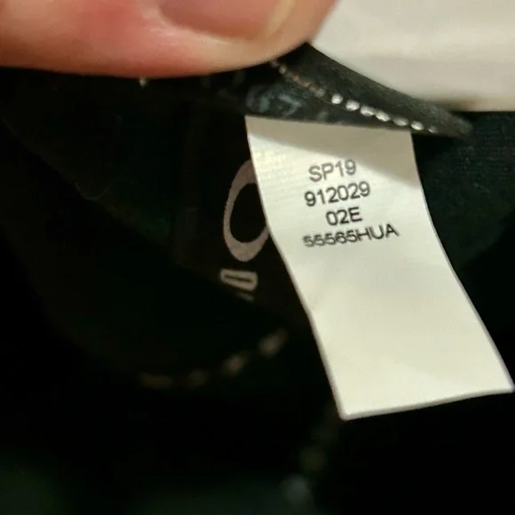 NWT Oakley Adjustable Strap Hat Cap - Picture 10 of 10